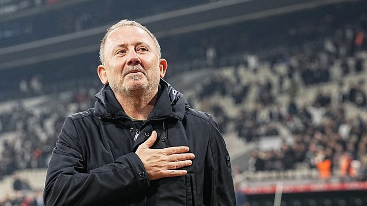 Beşiktaş'ta Sergen Yalçın 10. derbisine çıkacak