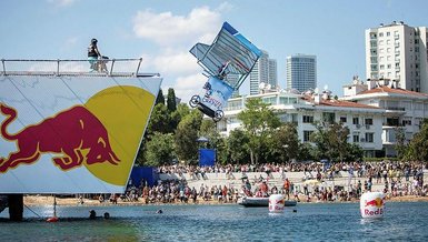 Red Bull Uçuş Günü 14 Ağustos Pazar günü Caddebostan Sahili'nde yapılacak