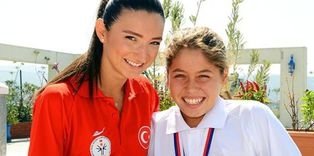 İzmir'in altın kızı