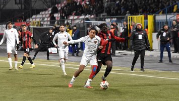 Vanspor  gol olup yağdı