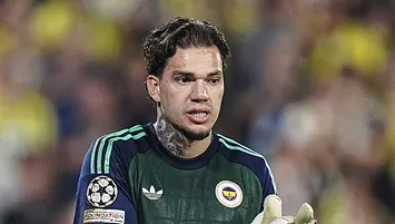 Ederson'dan ilginç imza