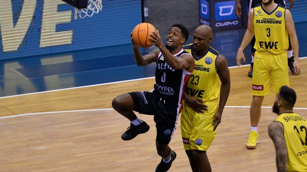 EWE Baskets Beşiktaş Icrypex 81-83 (MAÇ SONUCU - ÖZET)