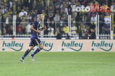 Fenerbahçeli yıldıza şok sözler! Kafasında futbolu bırakmış