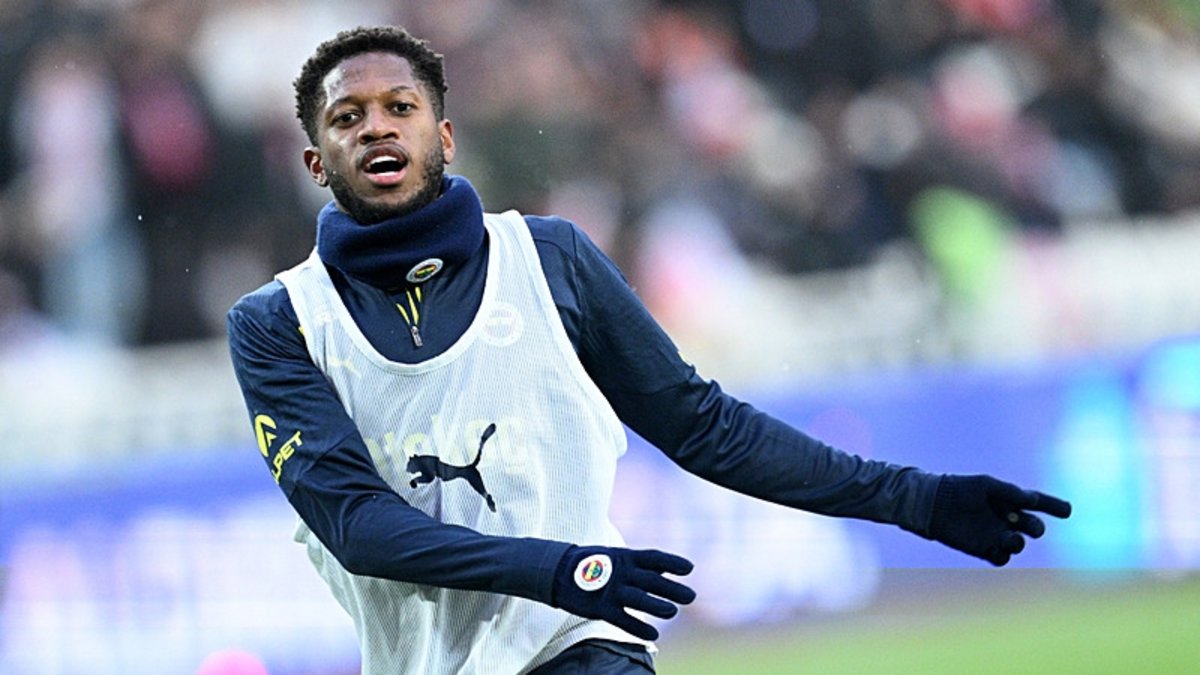 Fenerbahçe'den Fred transferine onay çıktı! Yerine Frank Anguissa geliyor Fenerbahçe'den Fred transferine onay çıktı! Yerine Frank Anguissa geliyor