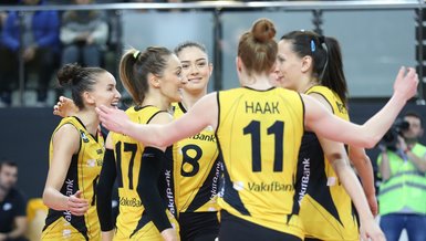 VakıfBank üst üste 11'inci kez çeyrek finalde