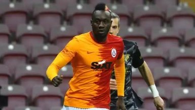 Forvette kim oynayacak?