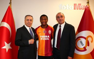 Galatasaray’a Simon Kjaer şoku! İşte yeni takımı