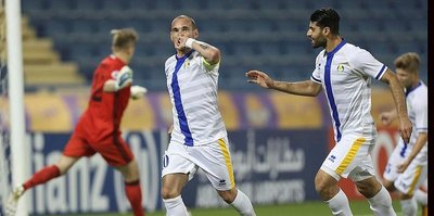 Sneijder, Katar’da kendini buldu