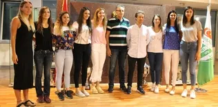 Bursaspor’a voleybolda 9 imza