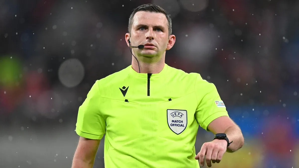 Galatasaray-Bodo/Glimt maçının hakemi Michael Oliver!