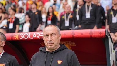 Stoilov değiştiriyor