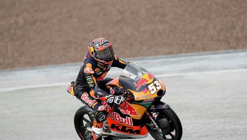 Deniz Öncü'den Almanya'da zafer!