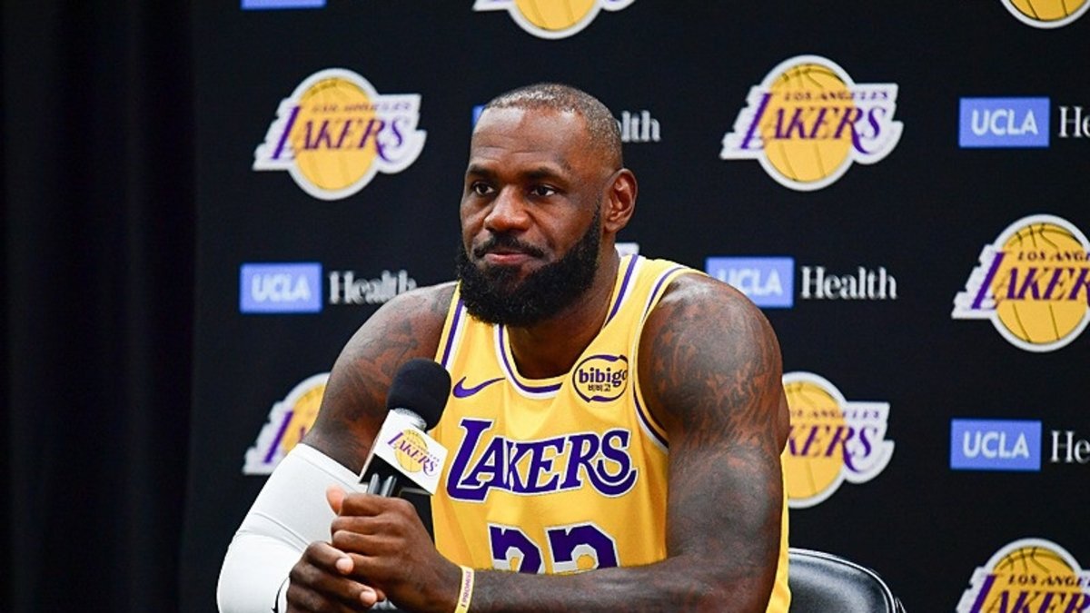 LeBron James’ten Lakers’a kötü haber! 3-4 hafta sahalardan uzak kalacak LeBron James’ten Lakers’a kötü haber! 3-4 hafta sahalardan uzak kalacak