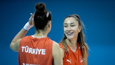 Sultanlar 2’de 2 peşinde