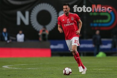 Galatasaray’a Benfica’dan Samaris müjdesi