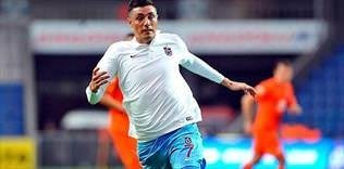 Forvet Cardozo'ya teslim