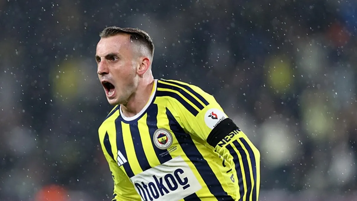 Kerem Aktürkoğlu'ndan İsmail Kartal'a "İlk 11'de..."