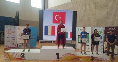 Özge Yılmaz Balkan Şampiyonu