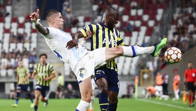 Valencia penaltı bekledi