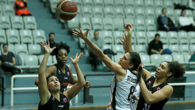 MAÇ SONUCU Beşiktaş TRC İnşaat 76-92 Carolo Basket
