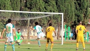 Salihli Belediyespor 3 puanı 3 golle aldı