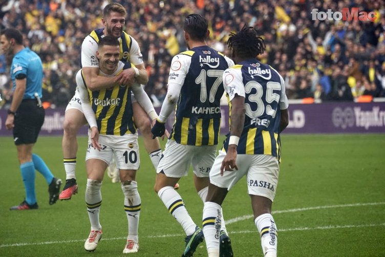 TRANSFER HABERİ - Fenerbahçe'de ayrılık yolda! Hoca resmen açıkladı