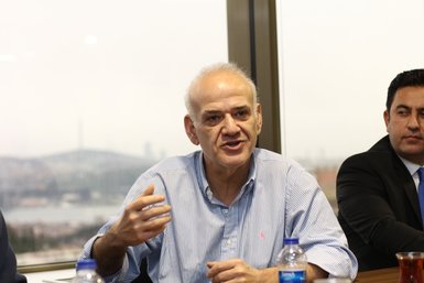 Ahmet Çakar: Müftüoğlu sınıf başkanı bile olamaz!
