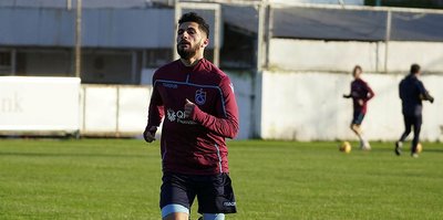 Trabzonspor Kamil Ahmet Çörekçi'nin sözleşmesini uzattı
