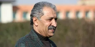 Manifesto ortada kaldı