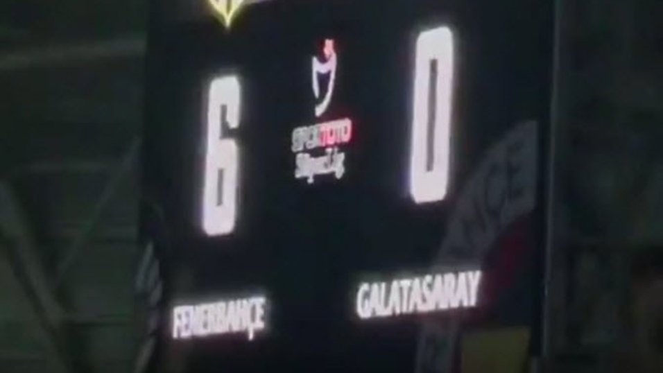 G Sarayli Taraftarlari Kizdiran Goruntu 6 0 Videosunu Izle Fotomac Tv