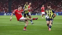 Kerem yıktı geçti