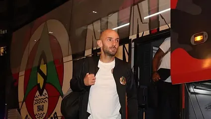 Alanyaspor'da kaptan Efecan Karaca'ya veda