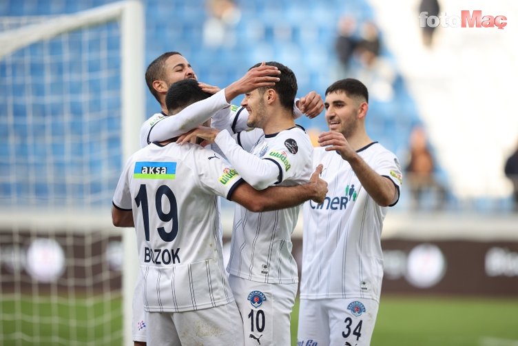 TRANSFER HABERİ: Trabzonspor Umut Bozok için yeniden devrede!