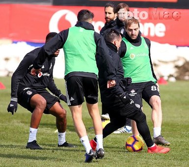 Beşiktaş’ta kriz... 4 futbolcu isyan etti! İşte o isimler...