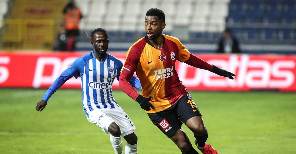 5 Futbolcu Ceza Sinirinda Son Dakika Galatasaray Haberleri Fotomac