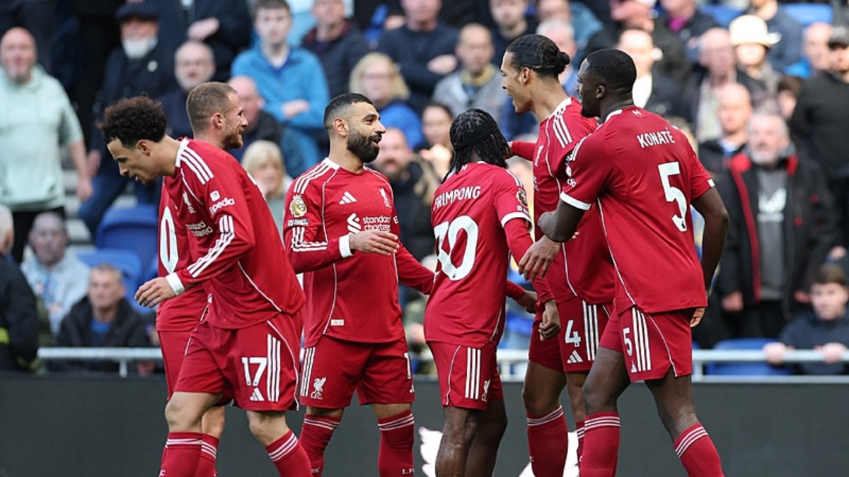 Virgil van Dijk, Galatasaray'a göz kırptı! Derbinin ardından...