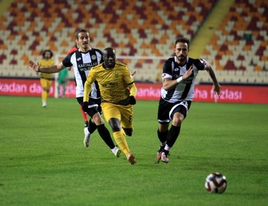Yeni Malatyaspor - Etimesgutspor maçından kareler