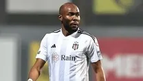 Kara Kartal adeta kaynıyor