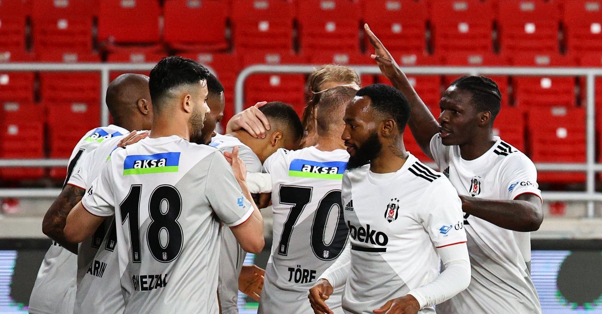 Son Dakika Besiktas Haberleri Kartal Larin Ve Vida Ile Sozlesme Yenilemek Istiyor Fotomac
