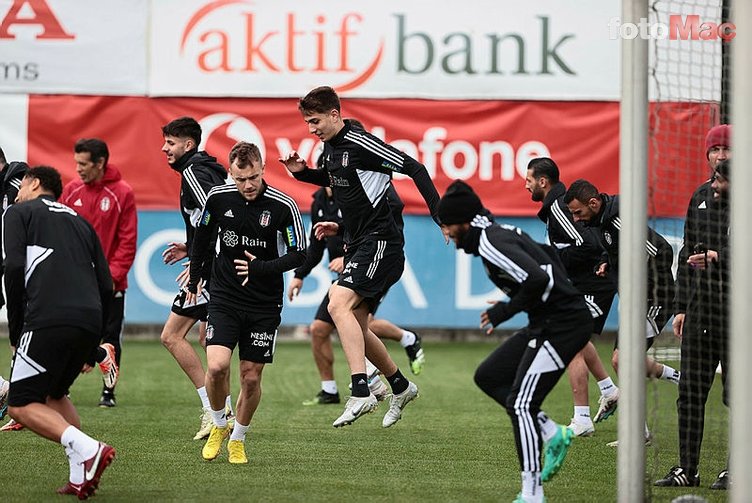 Beşiktaş transferde bombaları patlatıyor! Sol kanada 2 aday