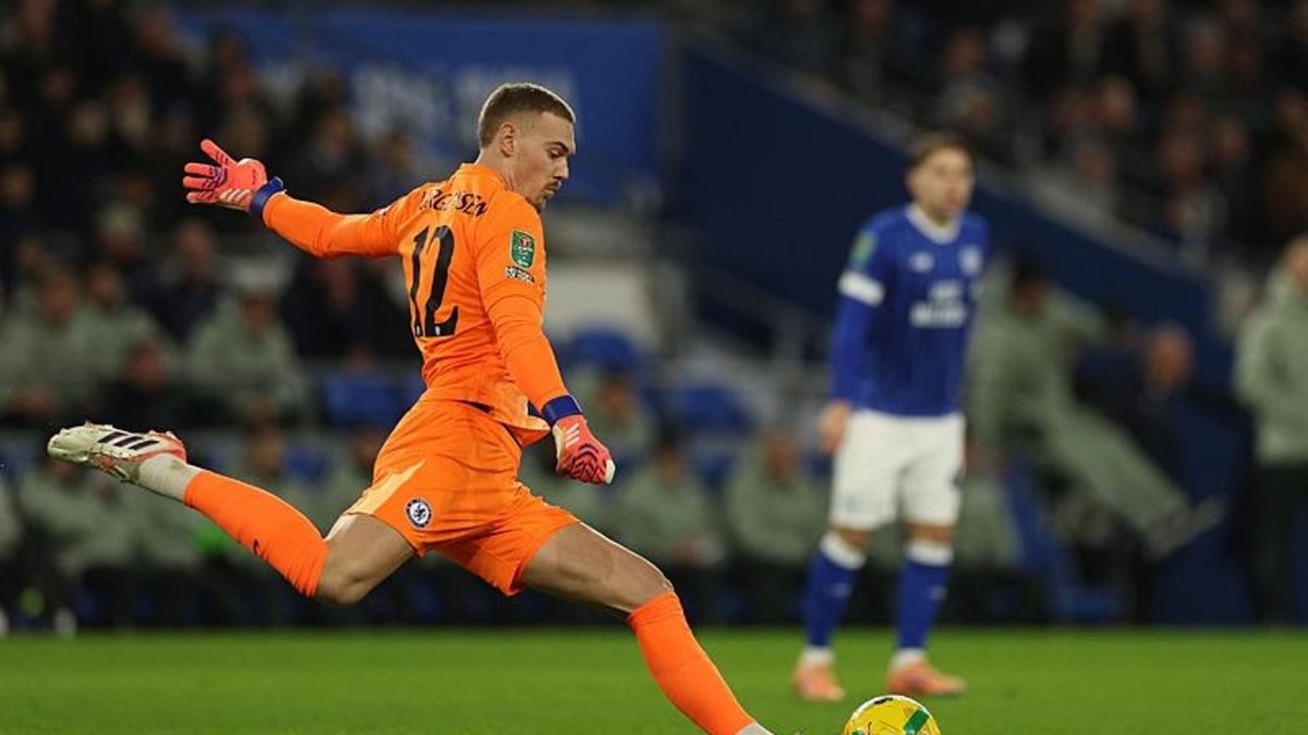 Jörgensen City maçında devleşti