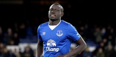 Niasse geri dönüyor!