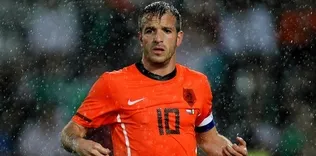 Rafael van der Vaart futbolu bıraktı
