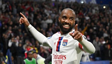 İlk hedef Mitrovic B planı Lacazette