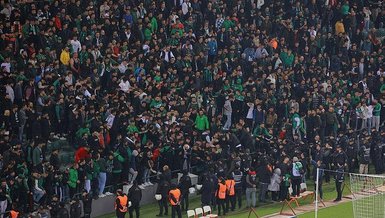 Kocaelispor-Sakaryaspor maçında gerginlik!