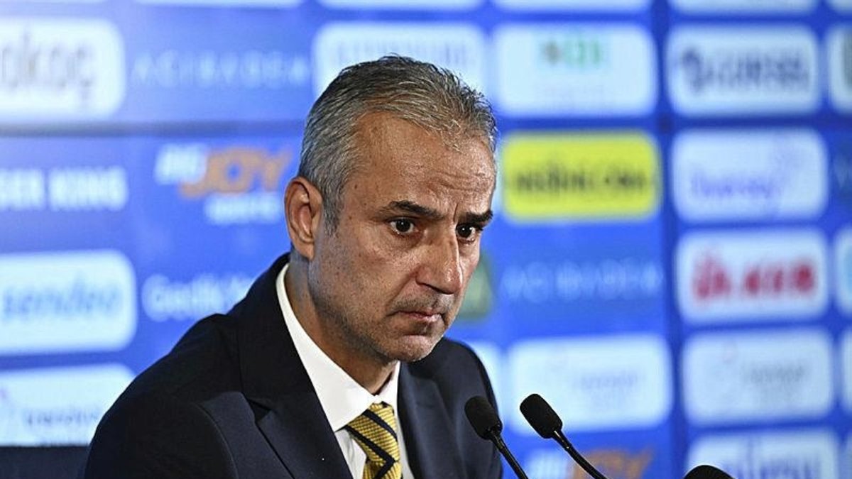 Fenerbahçe'de İsmail Kartal hakkında hayrete düşüren gerçek! Fenerbahçe'de İsmail Kartal hakkında hayrete düşüren gerçek!