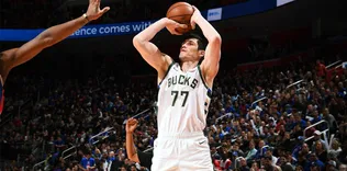 Ersan 15 sayı attı, Bucks seriyi 3-0 yaptı!