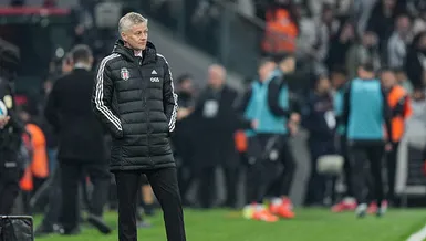 Solskjaer uçuruyor
