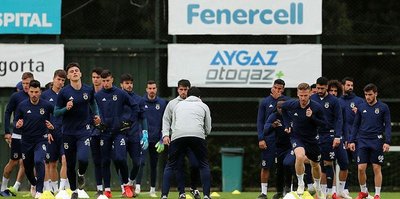 Fenerbahçe Akhisarspor maçı hazırlıklarını tamamladı