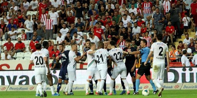 Denizlispor seriye bağladı